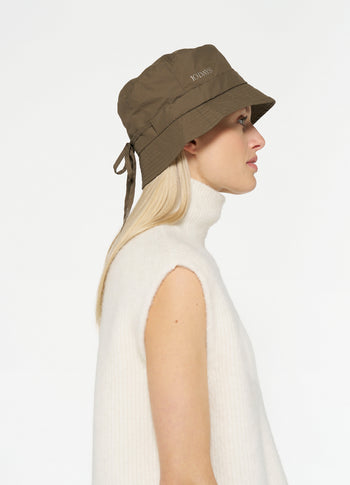 bucket hat | dark moss