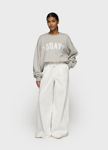 THE STATEMENT SWEATER | light grey melee