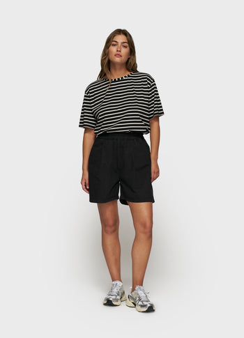 THE TEE STRIPES | black/white