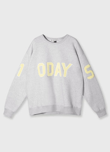 statement sweater logo patch | white grey melee