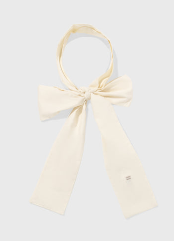 pussy bow | light natural