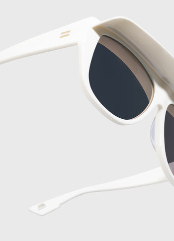 the statement sunglasses | ecru