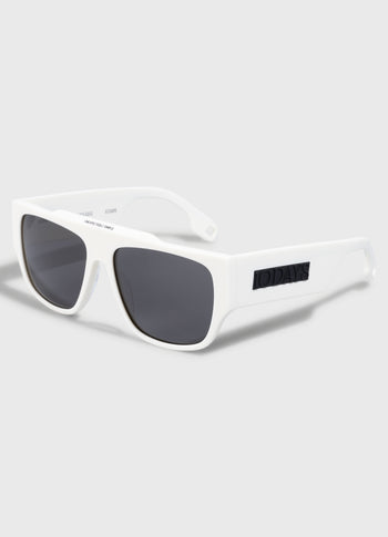 the iconic sunglasses | ecru