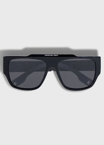 the iconic sunglasses | black