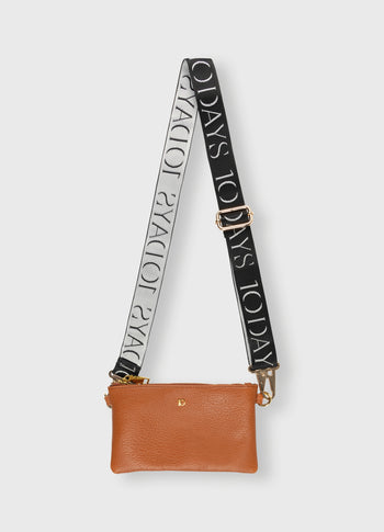 mini pouch fringe | saddle brown