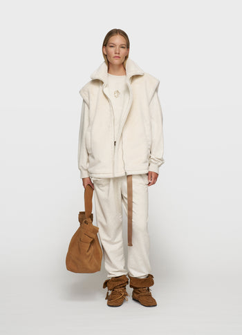 statement lammy gilet | cleansing kit