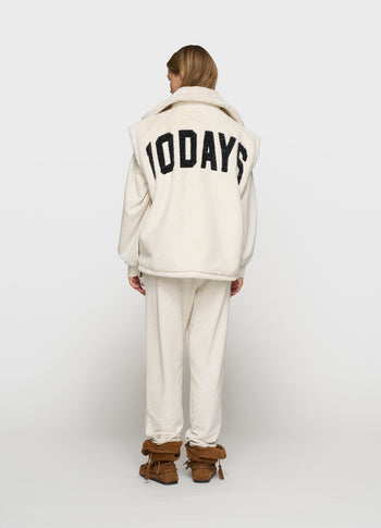 statement lammy gilet | cleansing kit