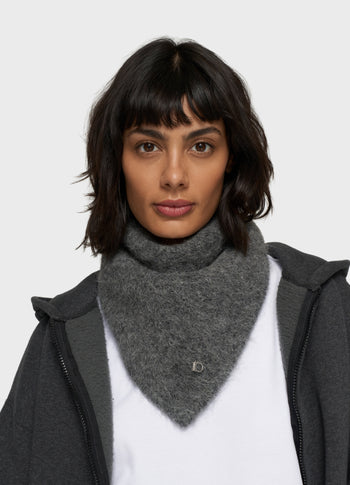 statement zip hoodie | antra melee