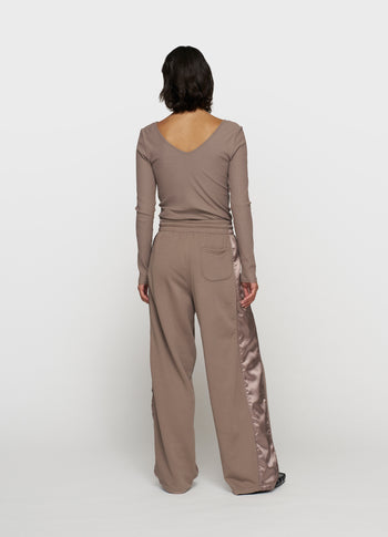 v-neck long sleeve top | moonrock