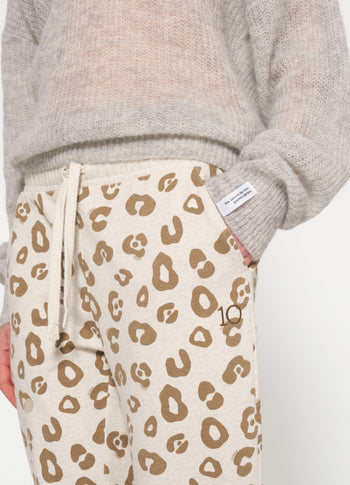 cropped jogger leopard | soft white melee