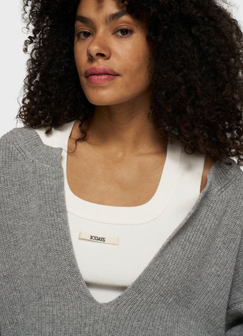 v-neck knit sweater cashmere | light grey melee