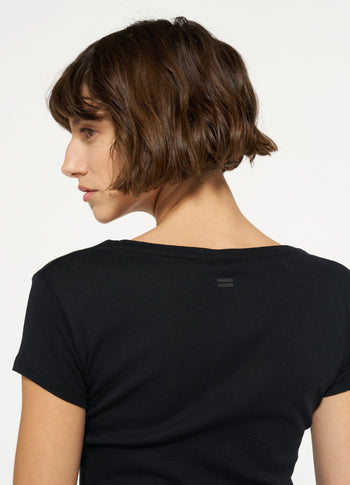 THE SLIM FIT TEE | black