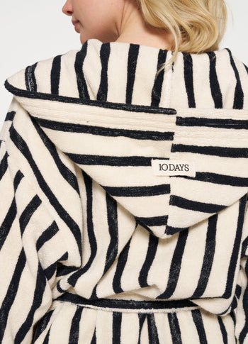 bathrobe stripes | ecru/black