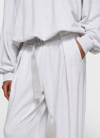 belt jogger | white grey melee