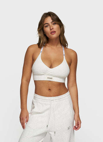 the BAR-BRA | white melee