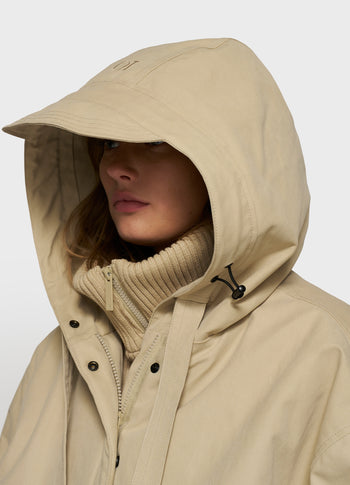 the queen parka | pure sand