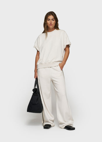 short sleeve sweater patch | cleansing kit