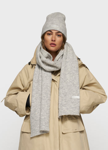 soft hairy knit scarf | light grey melee