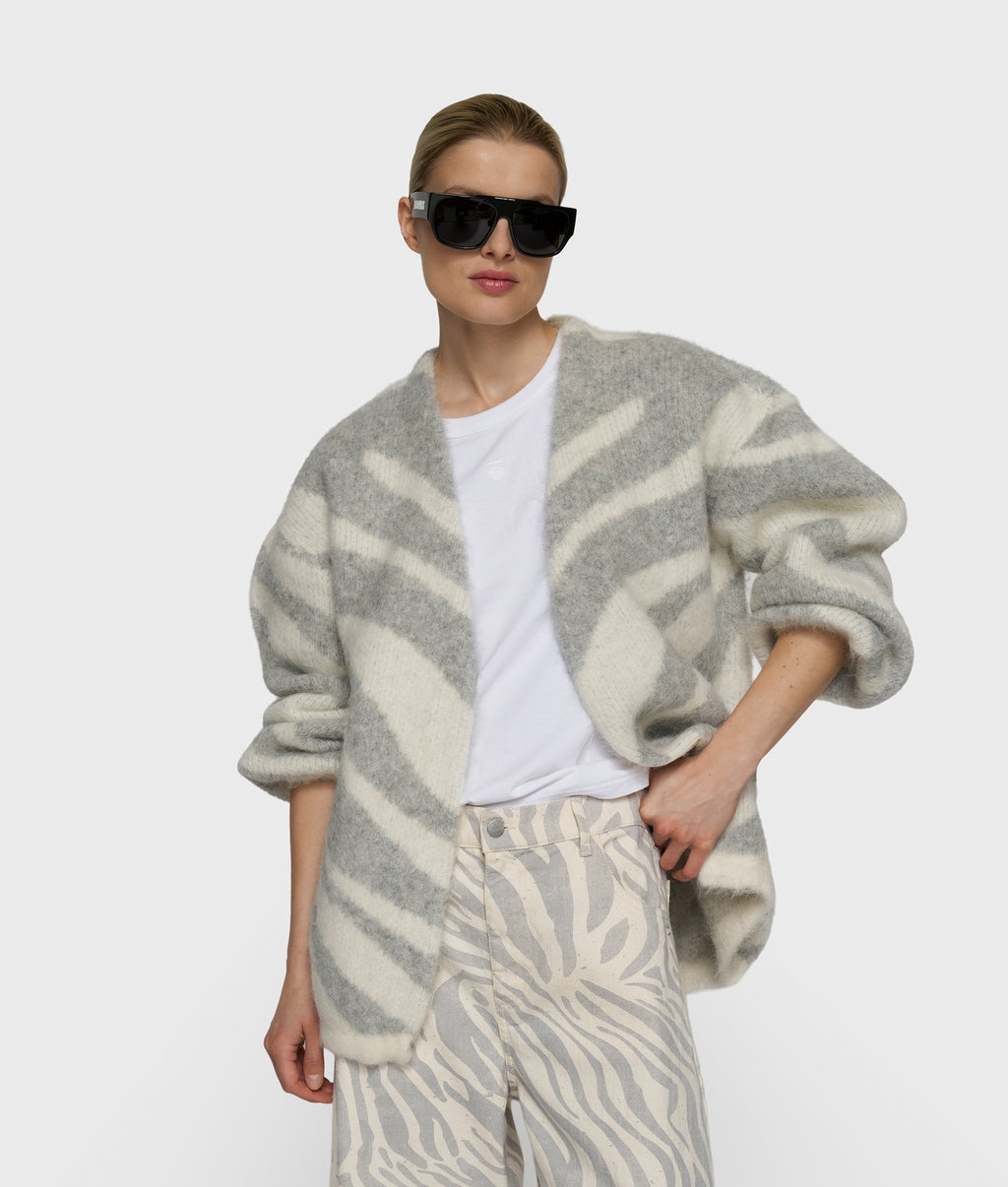 knit cardigan zebra | ecru