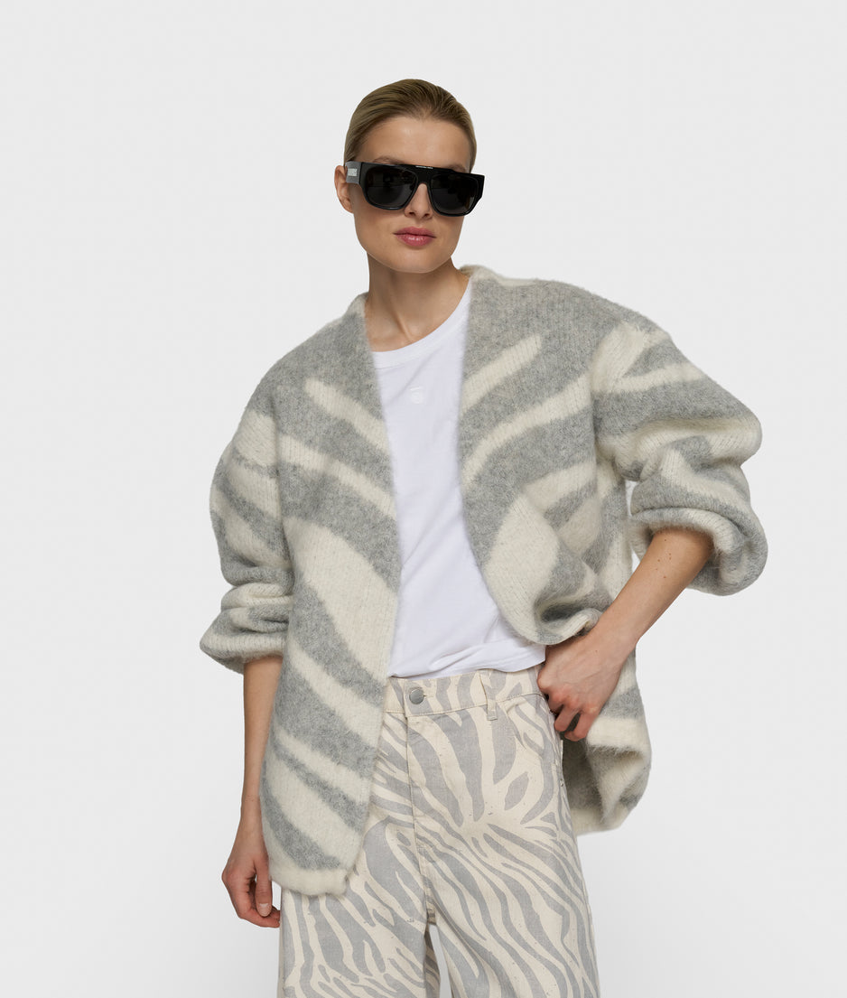 knit cardigan zebra | ecru