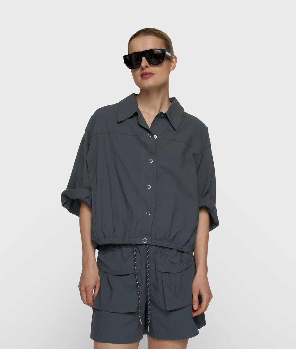 wide crinkle jacket | steel blue