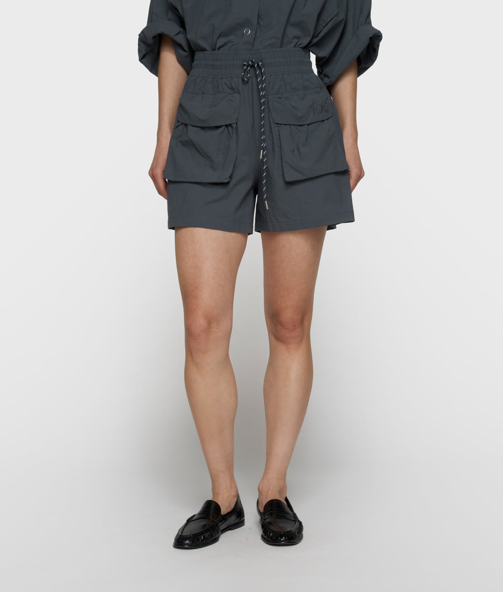 crinkle utility shorts | steel blue