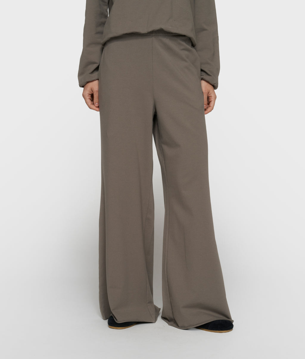 silent chique wide jogger | dark fog