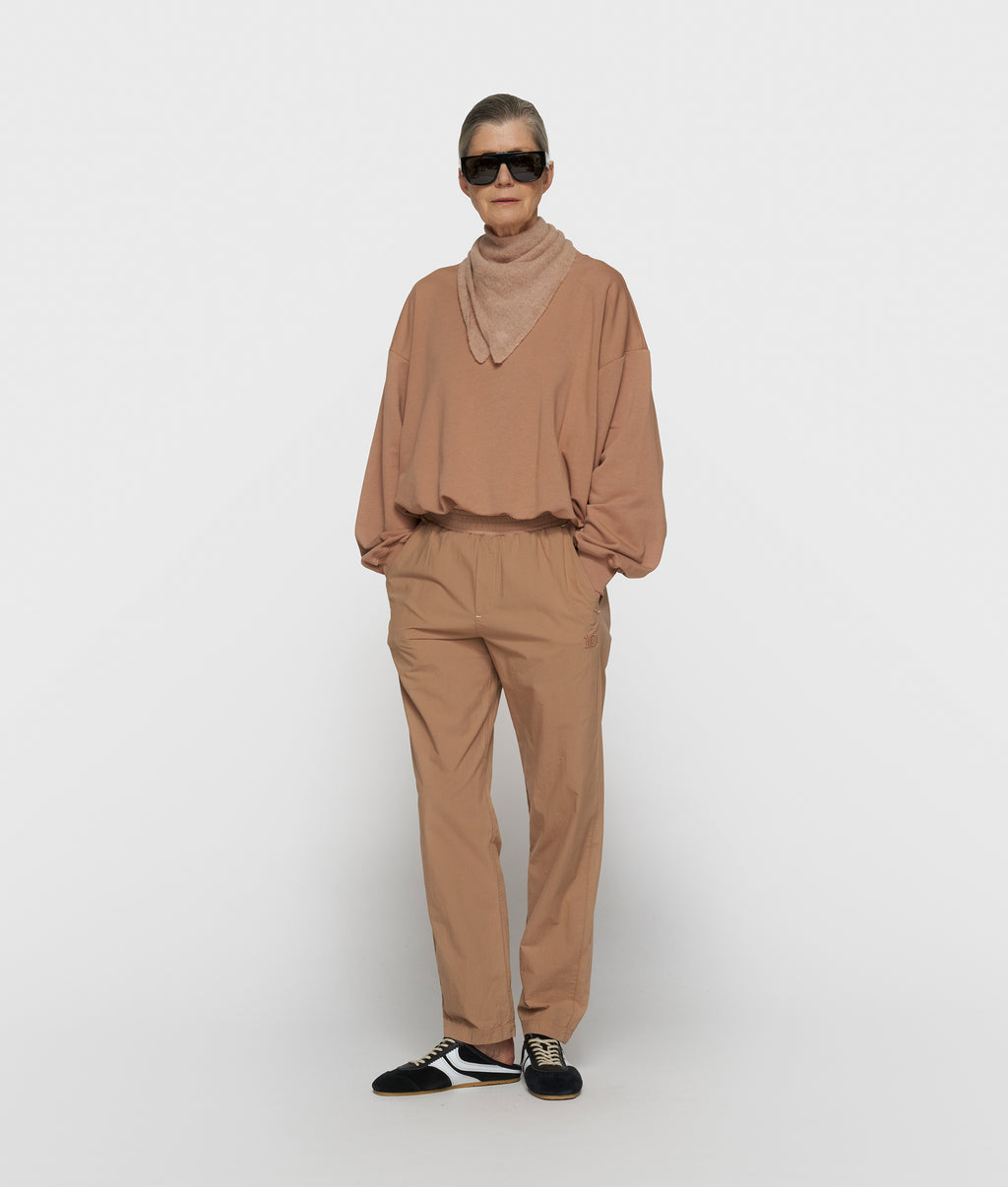 woven jogger | light fudge