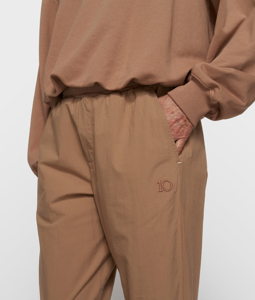 woven jogger | light fudge