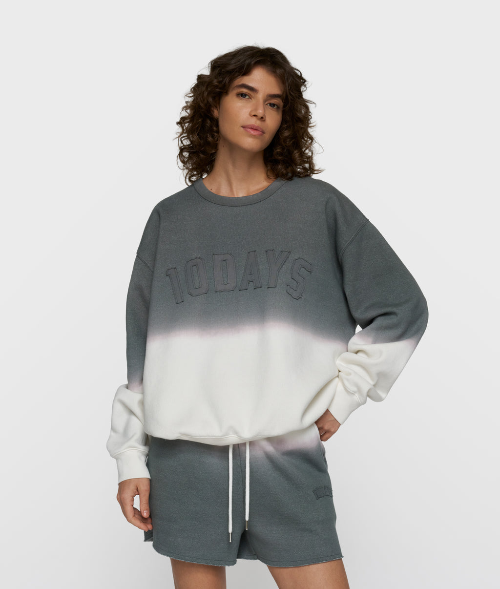 statement sweater dip dye | mid grey