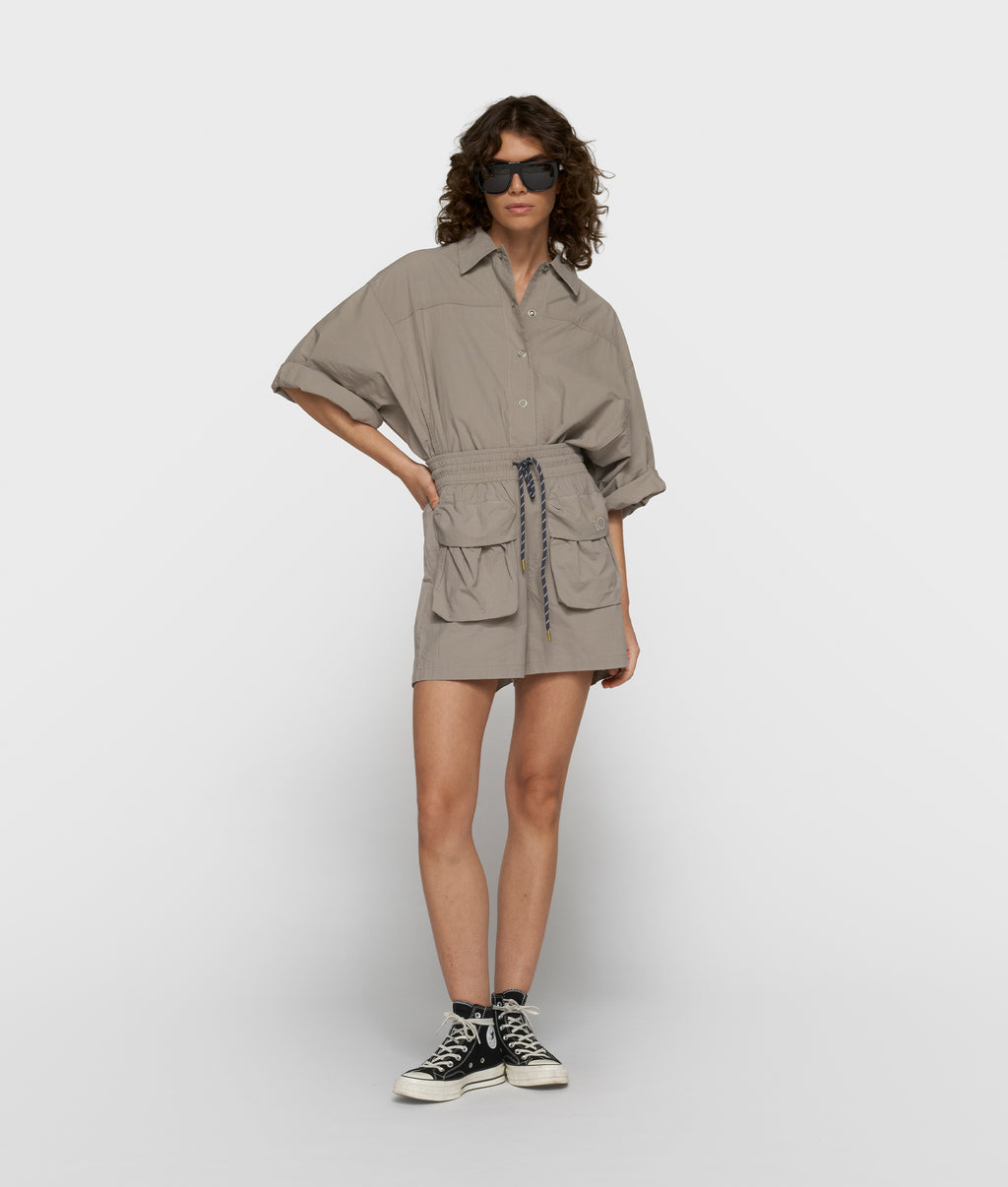 wide crinkle jacket | fog