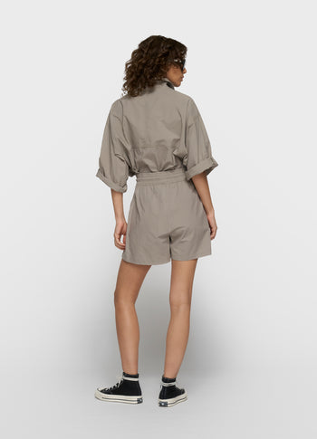crinkle utility shorts | fog