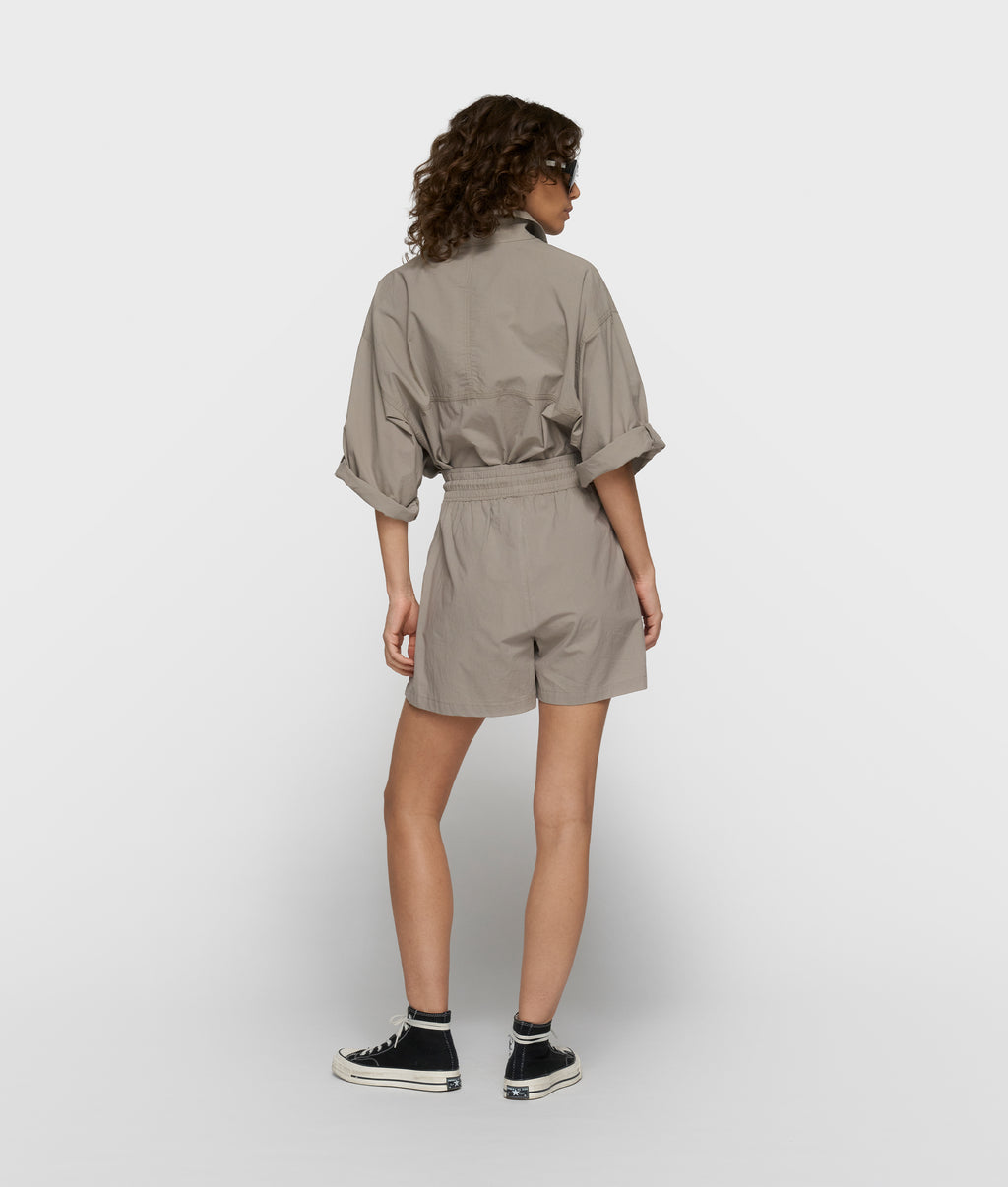 wide crinkle jacket | fog