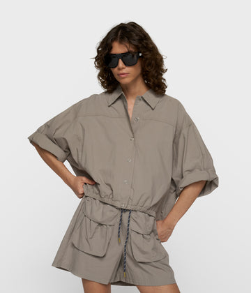 wide crinkle jacket | fog