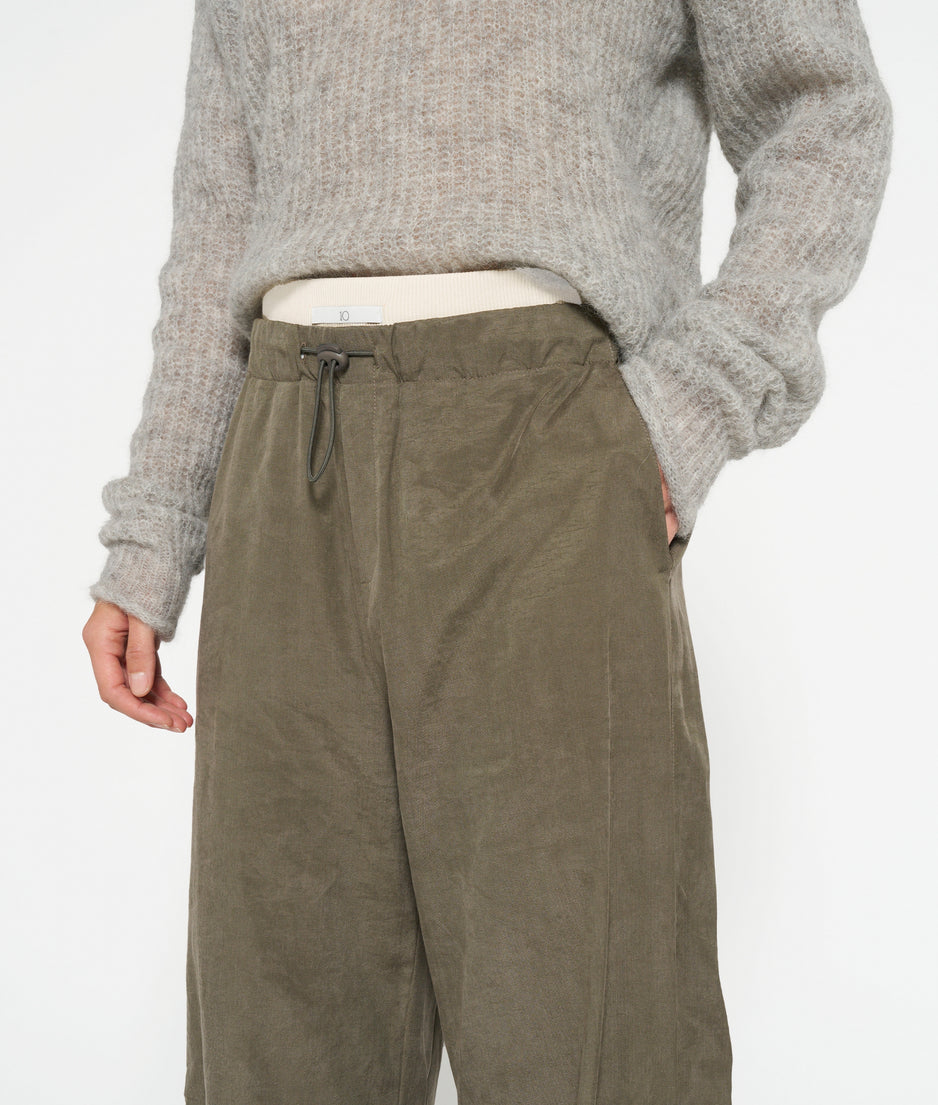 parachute pants | dark moss