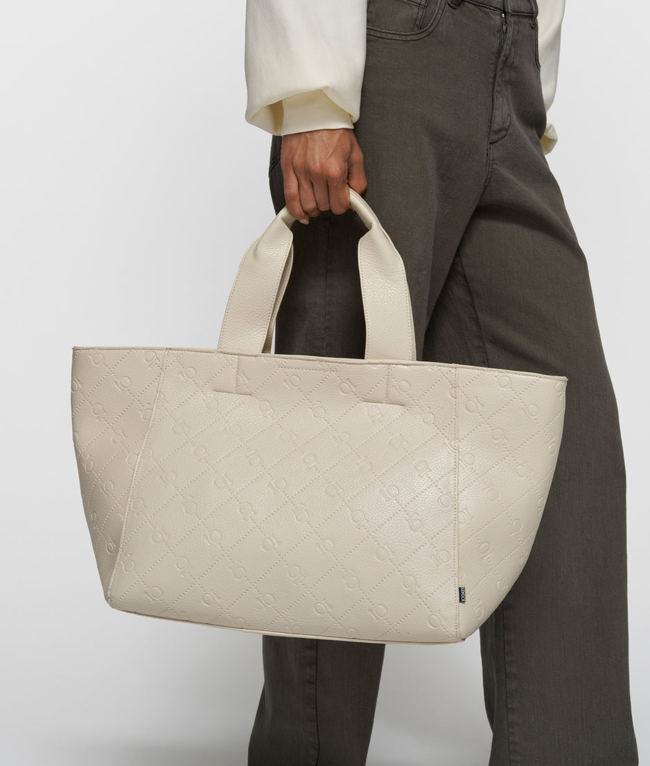 shopper monogram | pearl