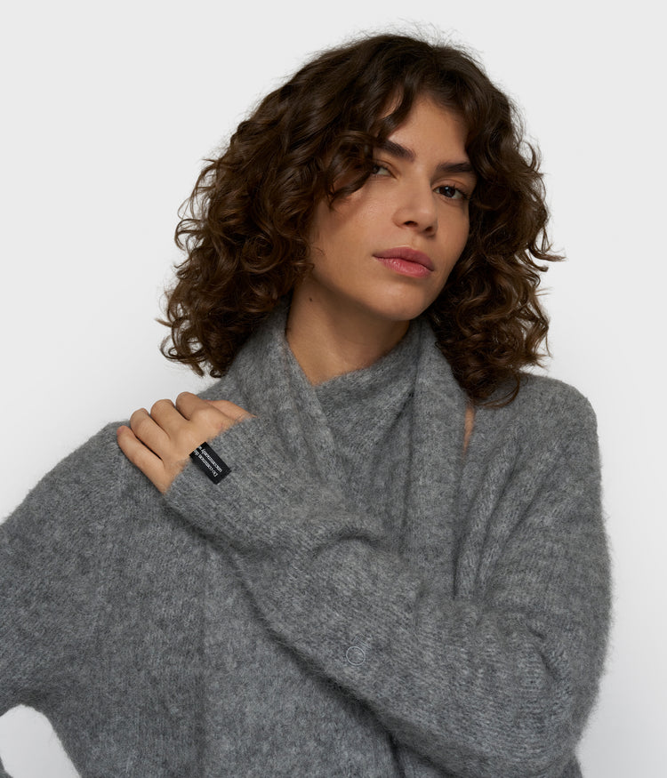wrap-over scarf sweater | grey melee