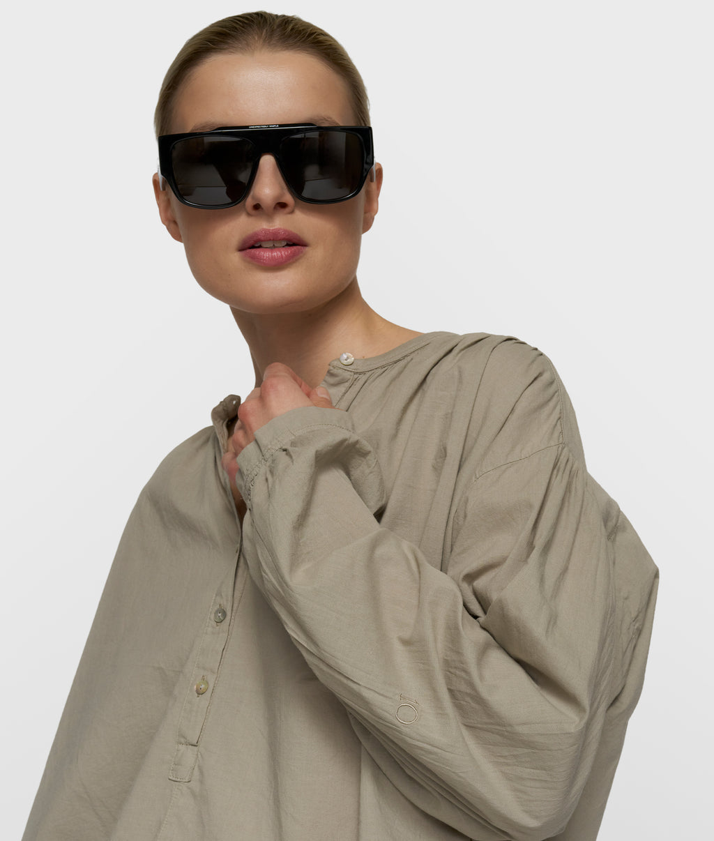 flowy blouse | fog