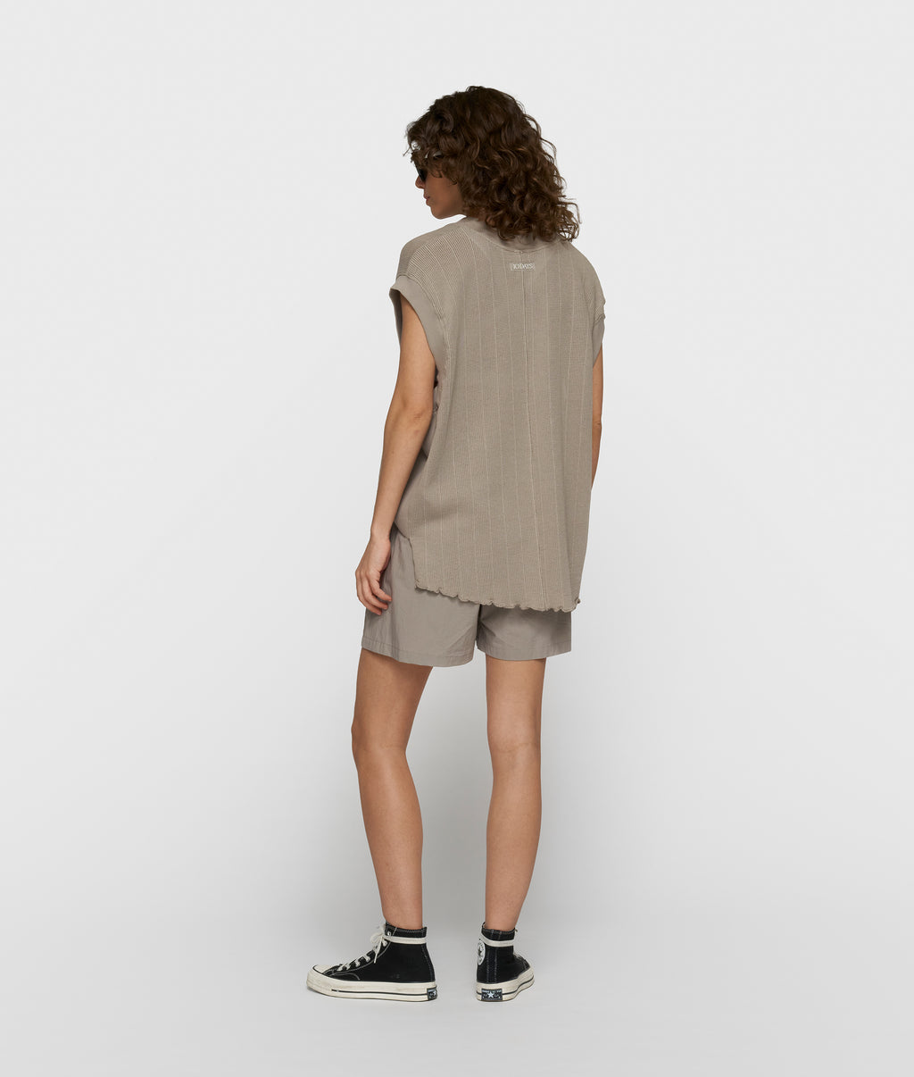 v-neck mesh top | fog