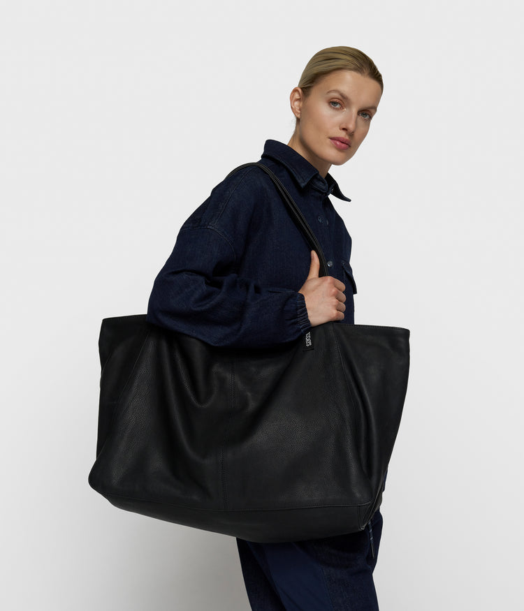 leather shopper | black