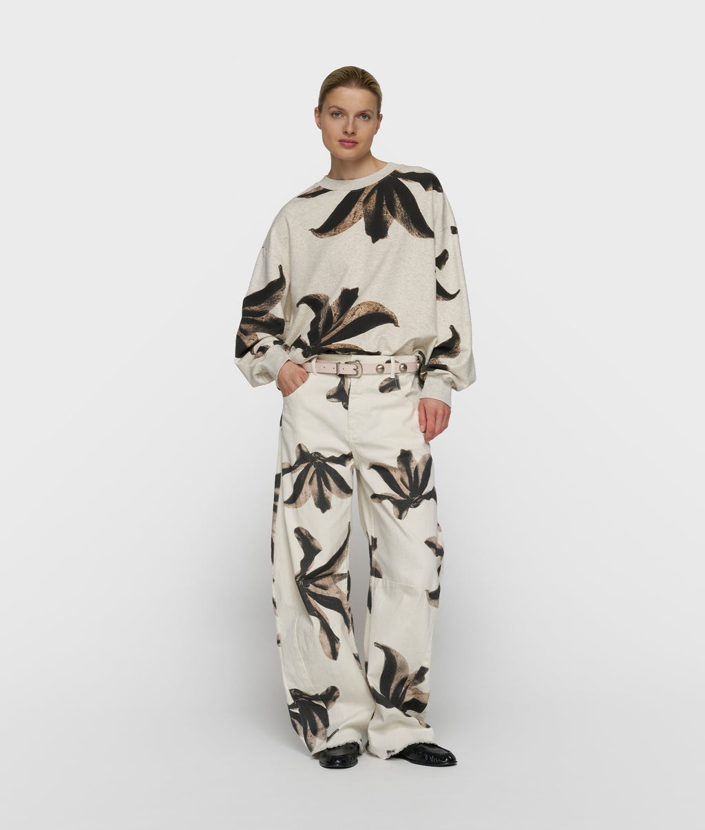 sweater flower | soft white melee