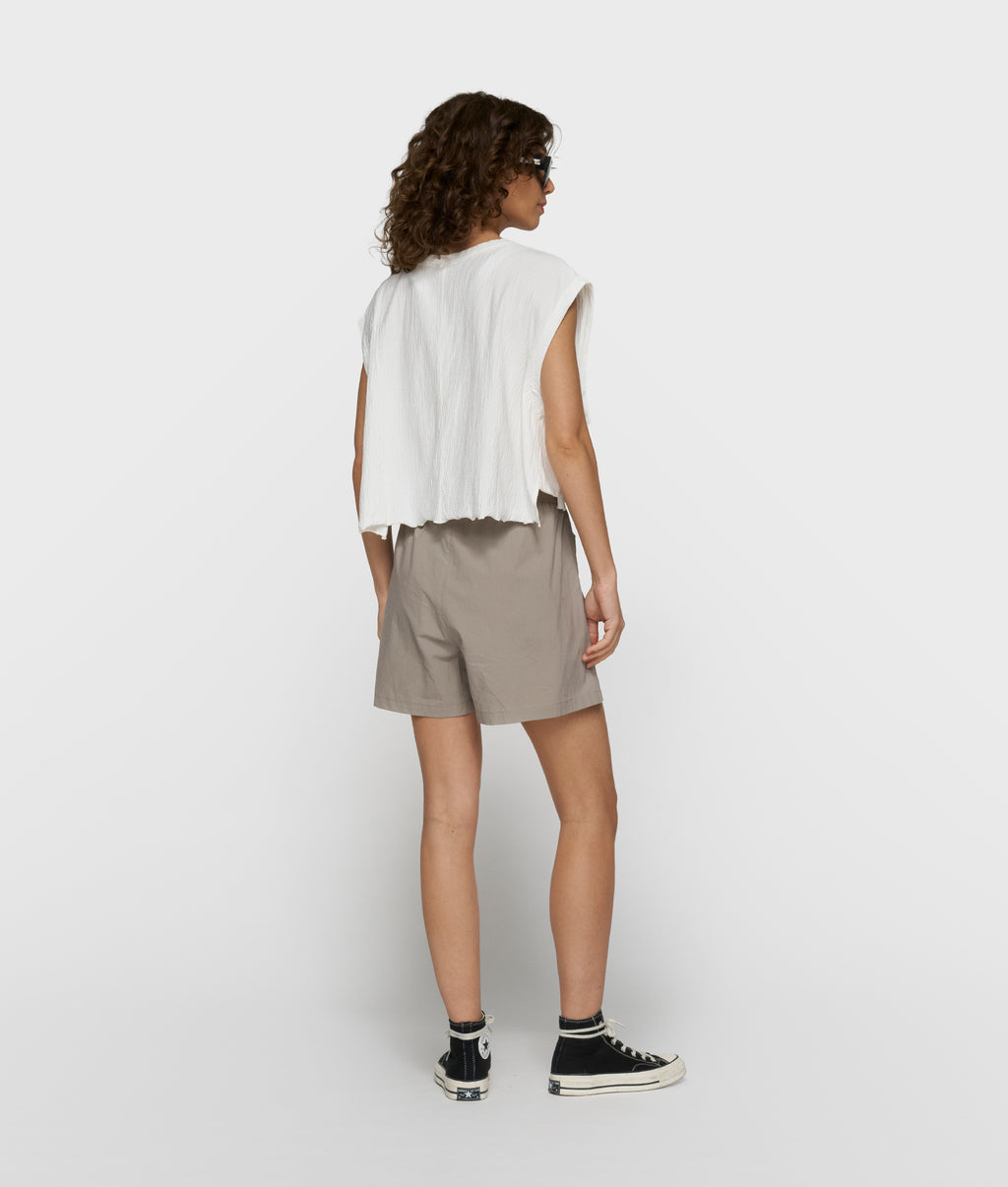 round neck tee | ecru