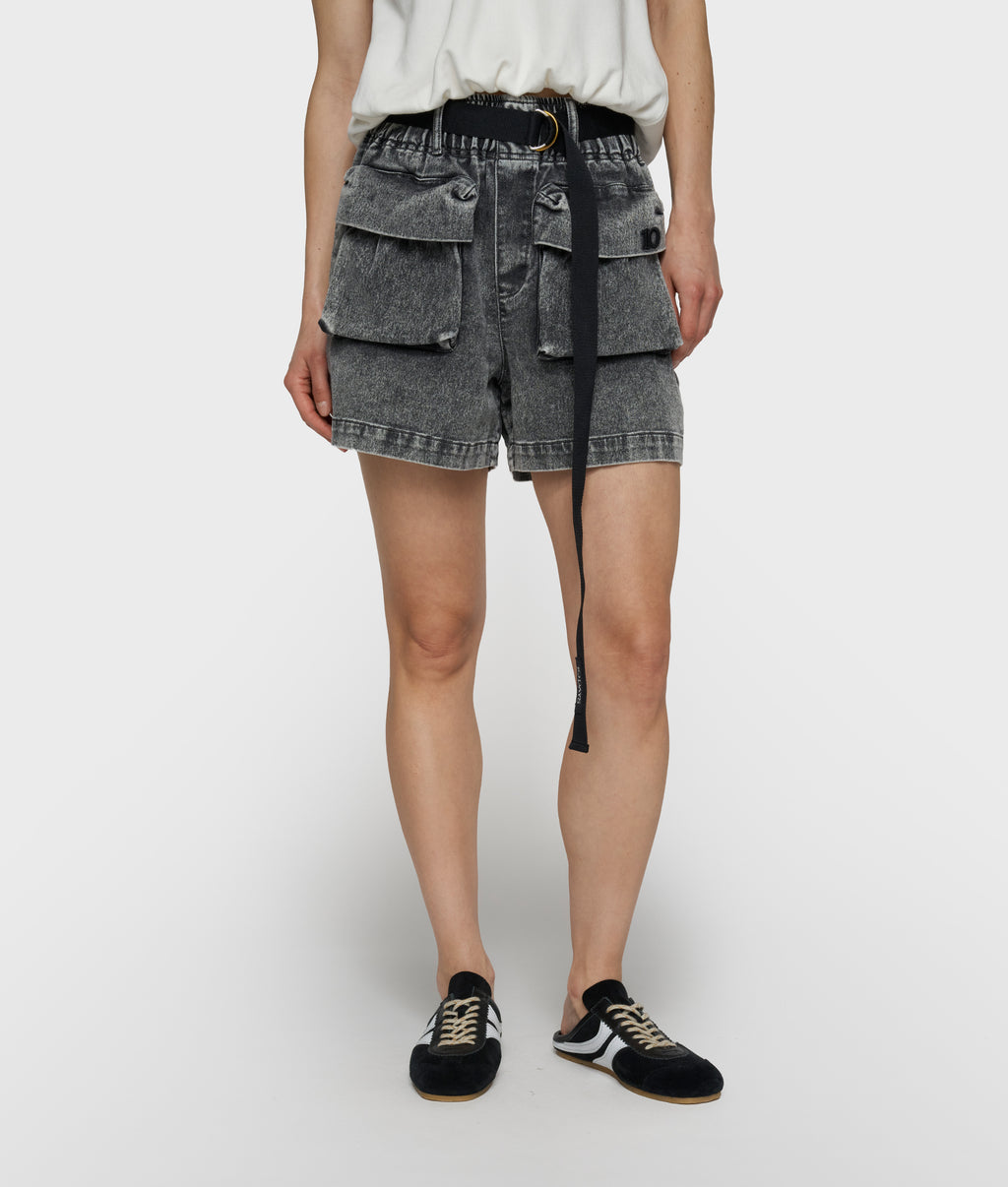utility shorts jog denim | black