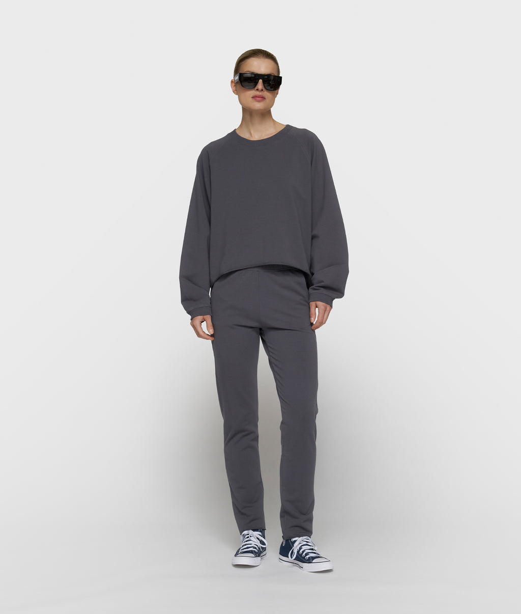 silent chique slim jogger | steel blue