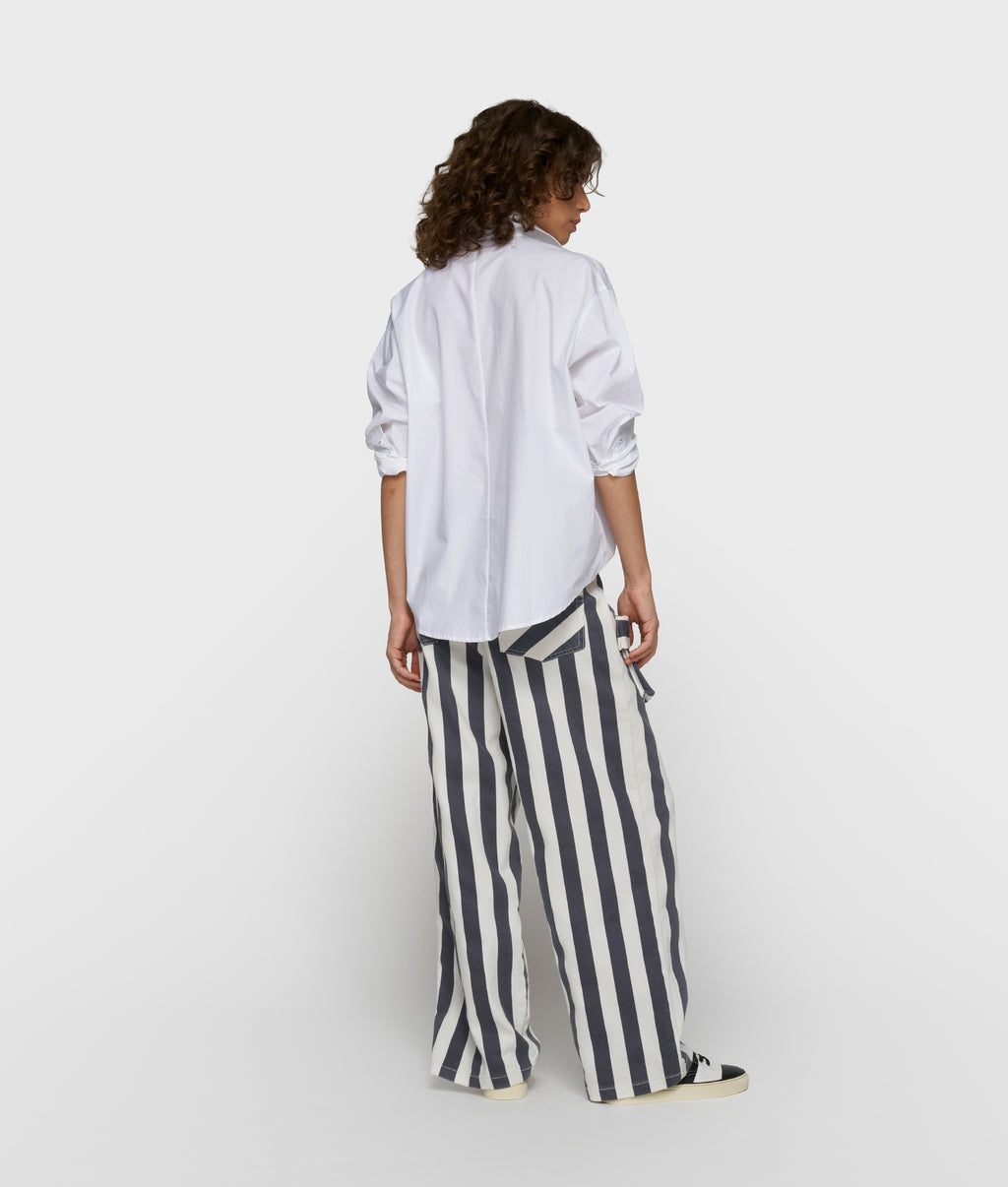 shirt | white