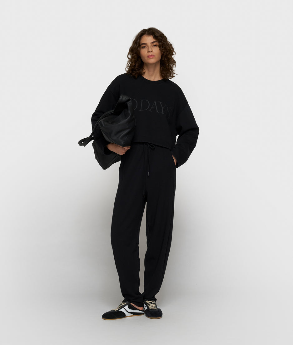 short 10DAYS sweater | black