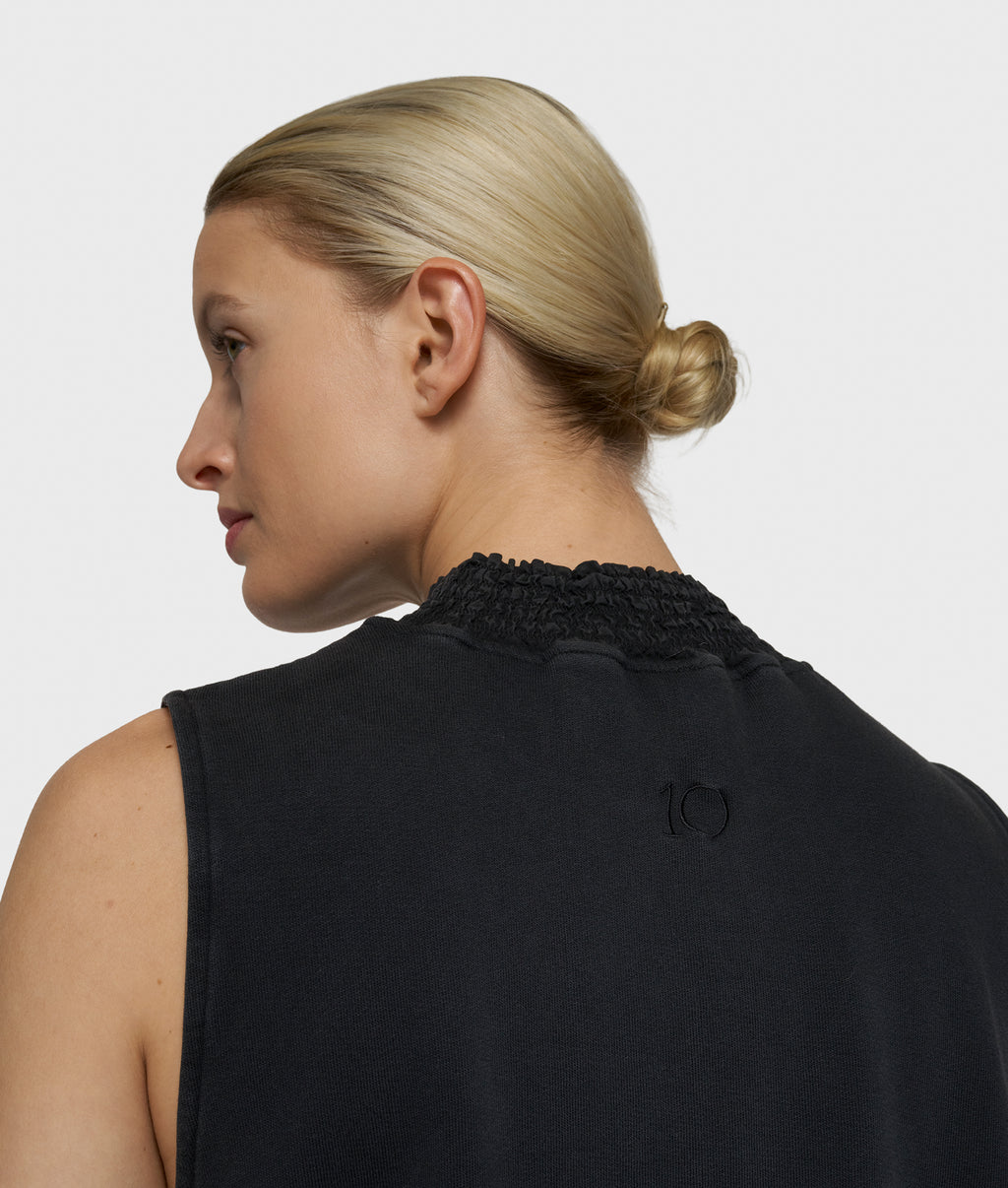 smocked top | dark charcoal