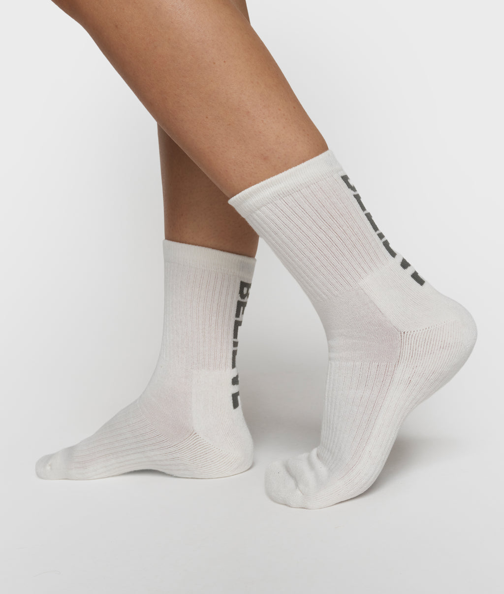socks believe | ecru