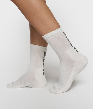socks believe | ecru