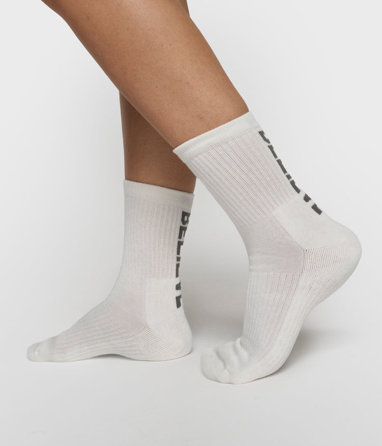 socks believe | ecru